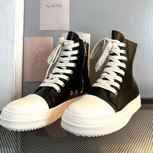 high top leather sneakers size 39